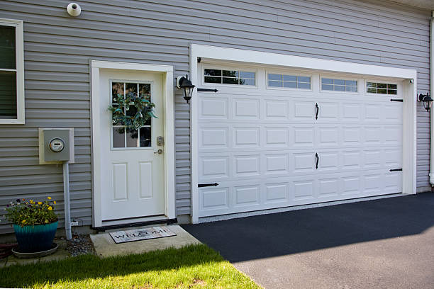 24/7 Emergency Garage Door Panel Replacement experts in Clover Creek, WA